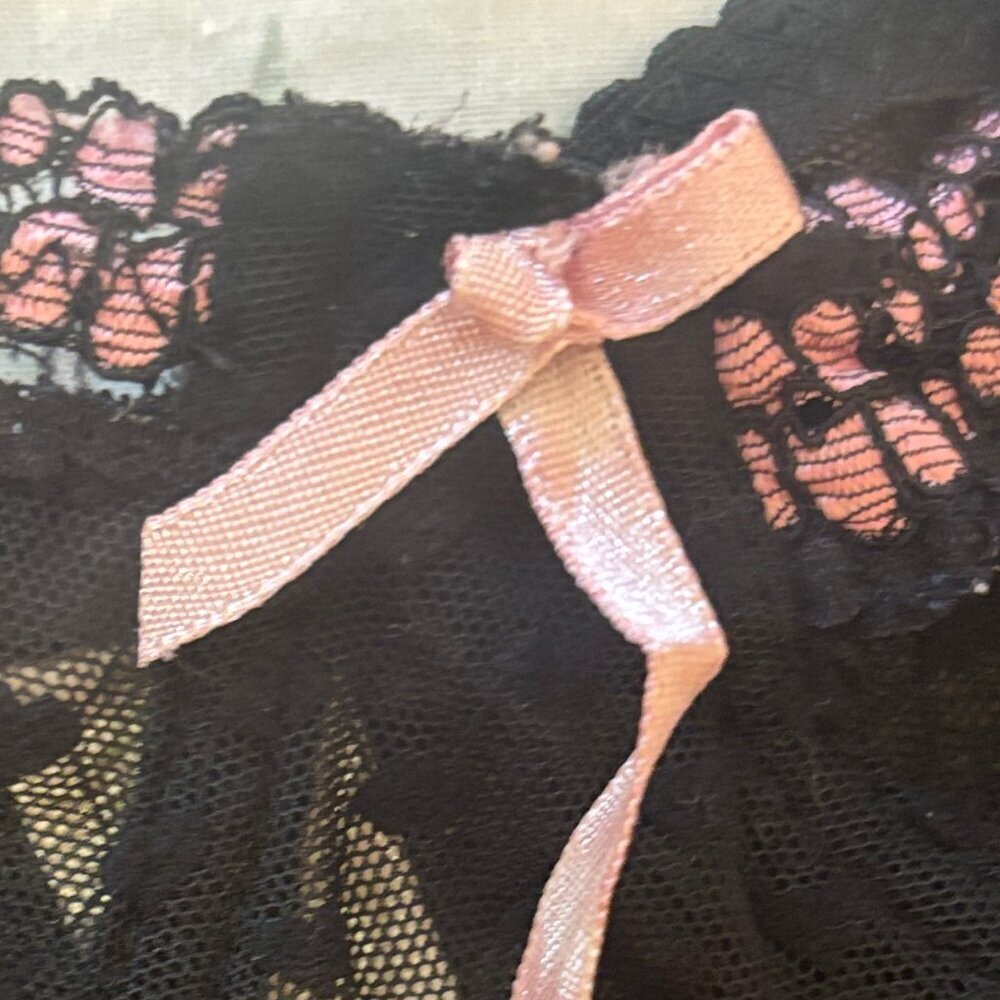 vintage lingerie slip 🩰​ - Picture 3 of 4